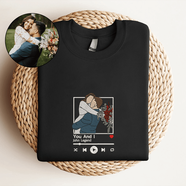 ❤️‍🔥Custom Couple Embroidered Sweatshirt Personalized Portrait Design, Perfect Family Gift